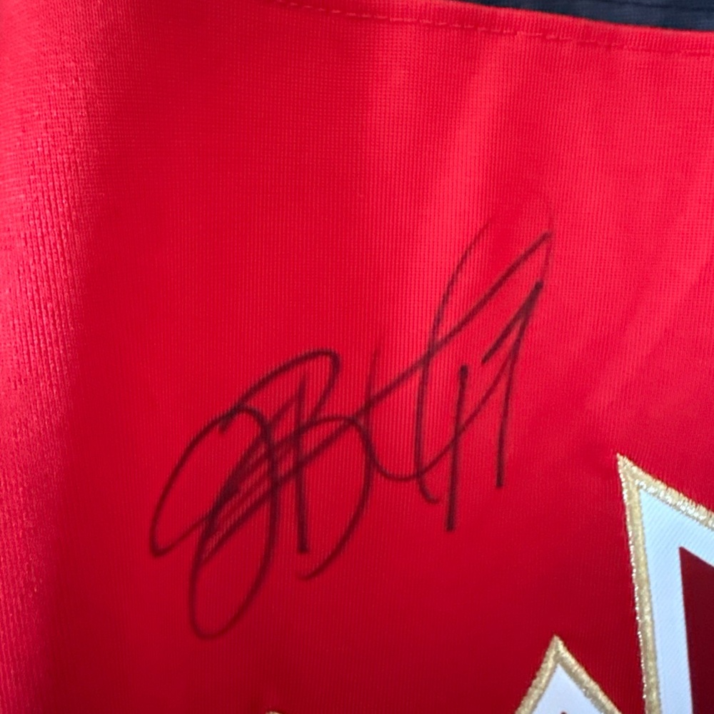 Men’s Nike Team Canada Moore #23 Jersey IIHF WJC 2019 Autographed Sz L - RARE - Picture 3 of 6